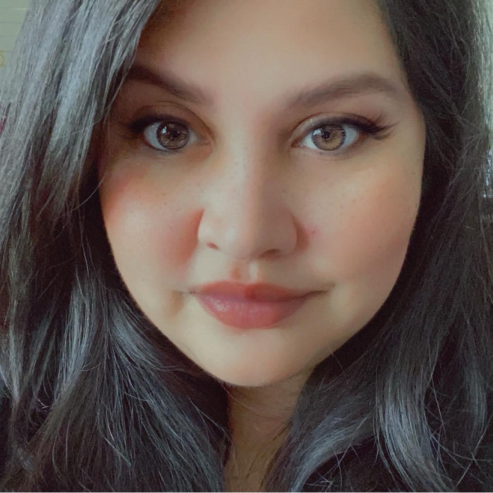 Meet your Posher, Lori